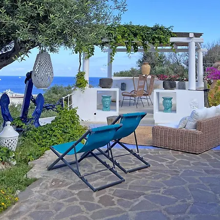 Dependance La Caletta Penzion 3*