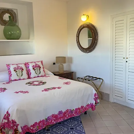 Dependance La Caletta 3* Panarea