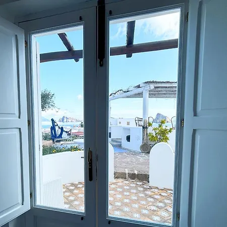 Dependance La Caletta Penzion 3*